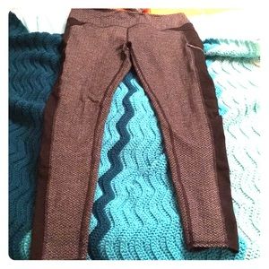 Zobha leggings size L